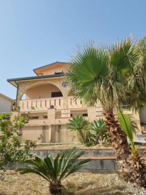 Villa IN